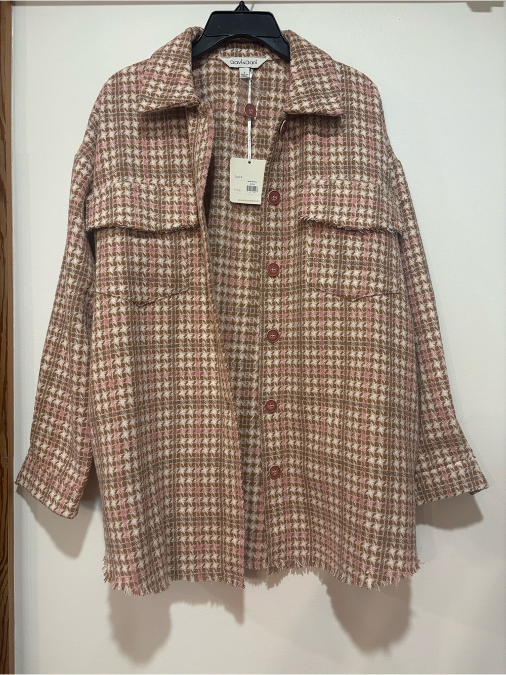 DAVI & DANI Pink and Tan Houndstooth Overshirt Jacket